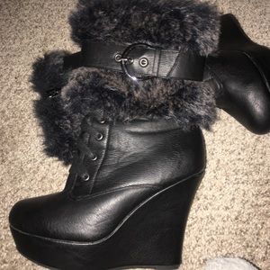 Short Fur Boots